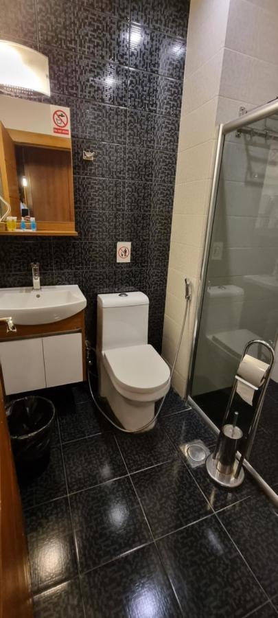 Gratus Hotel เอร์เบล ภายนอก รูปภาพ